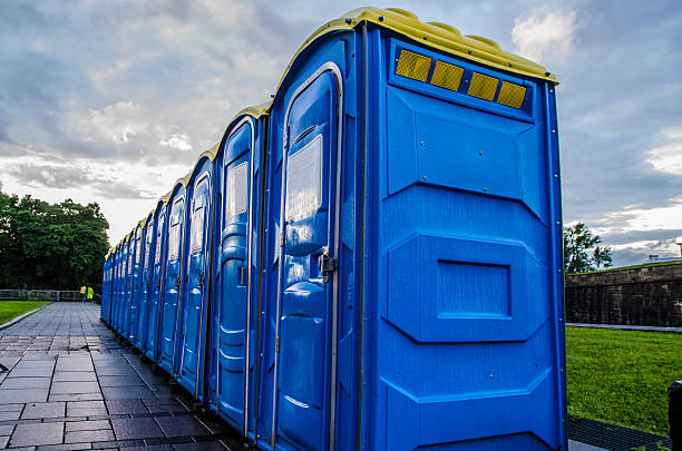 Porta potty delivery and setup in Lake Wales, FL